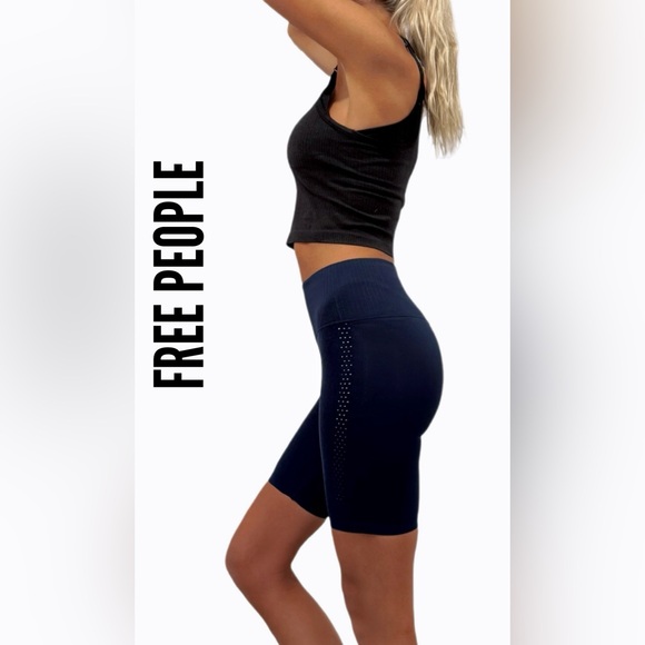 NWOT FP Movement Good Karma Ribbed Biker Shorts XS/S Navy - Picture 10 of 12